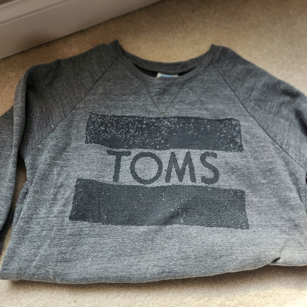 Toms grey sweatshirt. Size xs